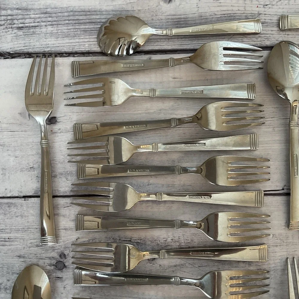 Wallace Stainless Flatware 18/10 Napoli Frost 38 Pieces Forks Knives Spoons